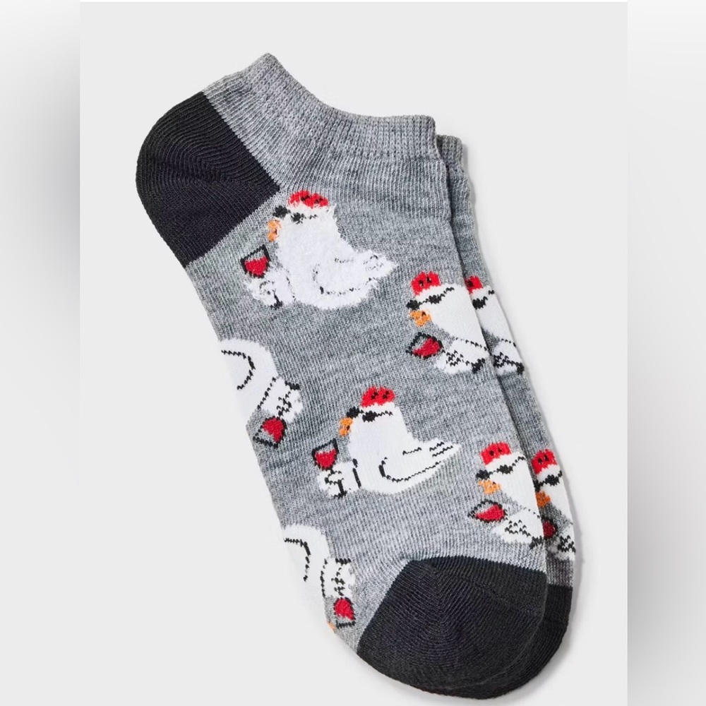 NWT Hello Socks Women's Low-Cut Wine Drinking Chicken Pattern Socks